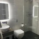 בית הארחה Tower View 3*