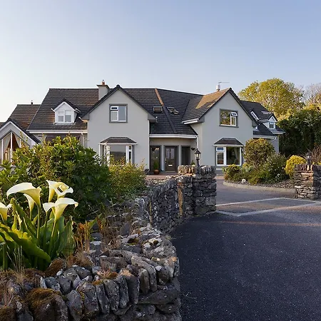 Tower View 3* Dingle