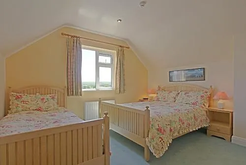 Tower View 3* Dingle