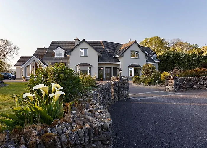 Tower View 3* Dingle