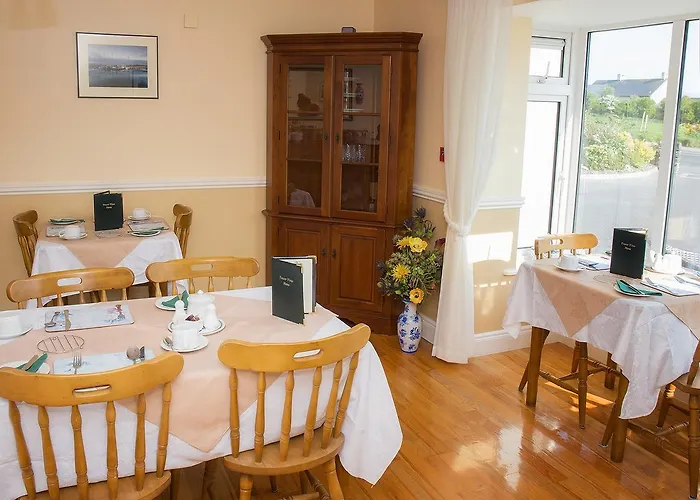 Tower View 3* Dingle