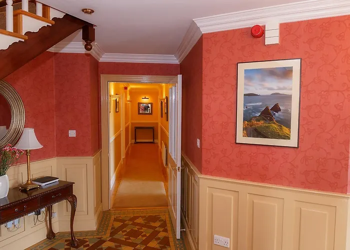 Tower View 3* Dingle